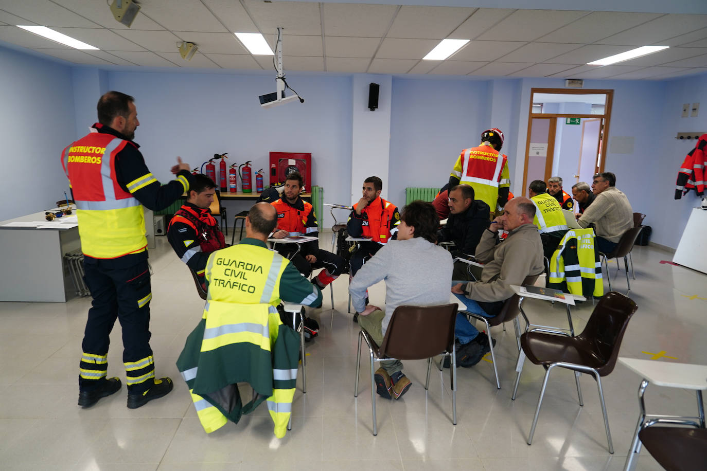 Cómo actuar ante un accidente en el que hay un coche eléctrico involucrado