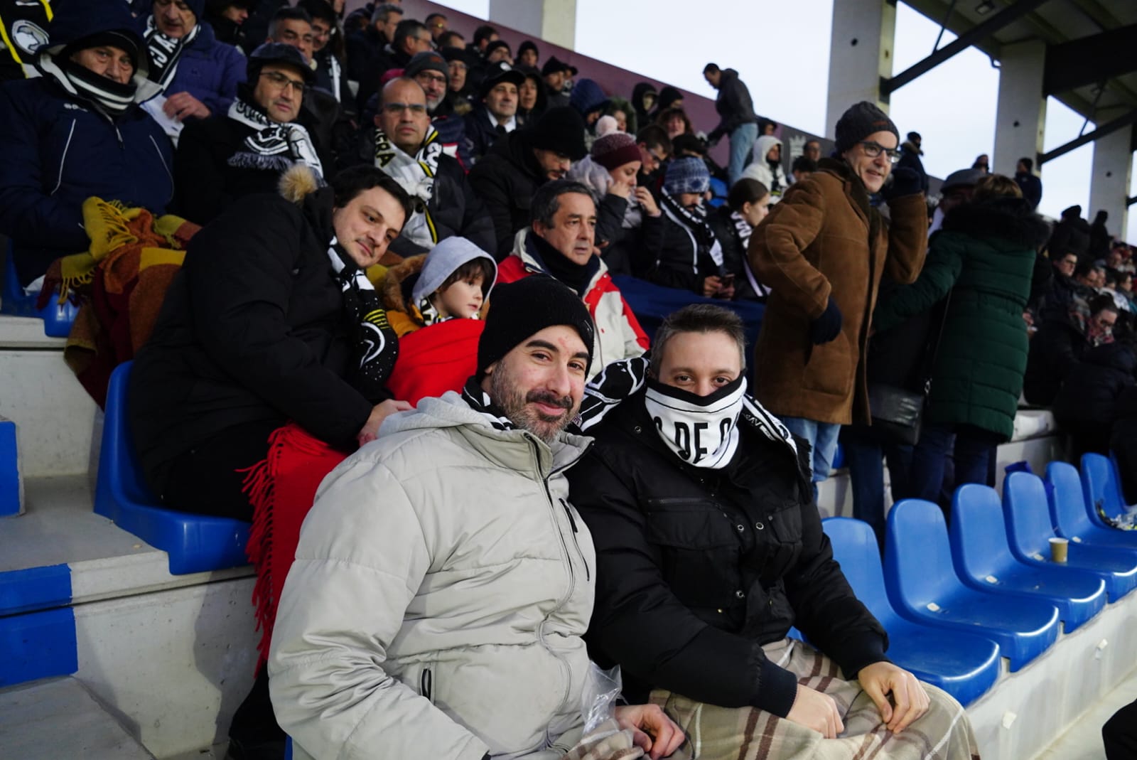 Búscate en la grada del Reina Sofía en el partido contra el Nàstic