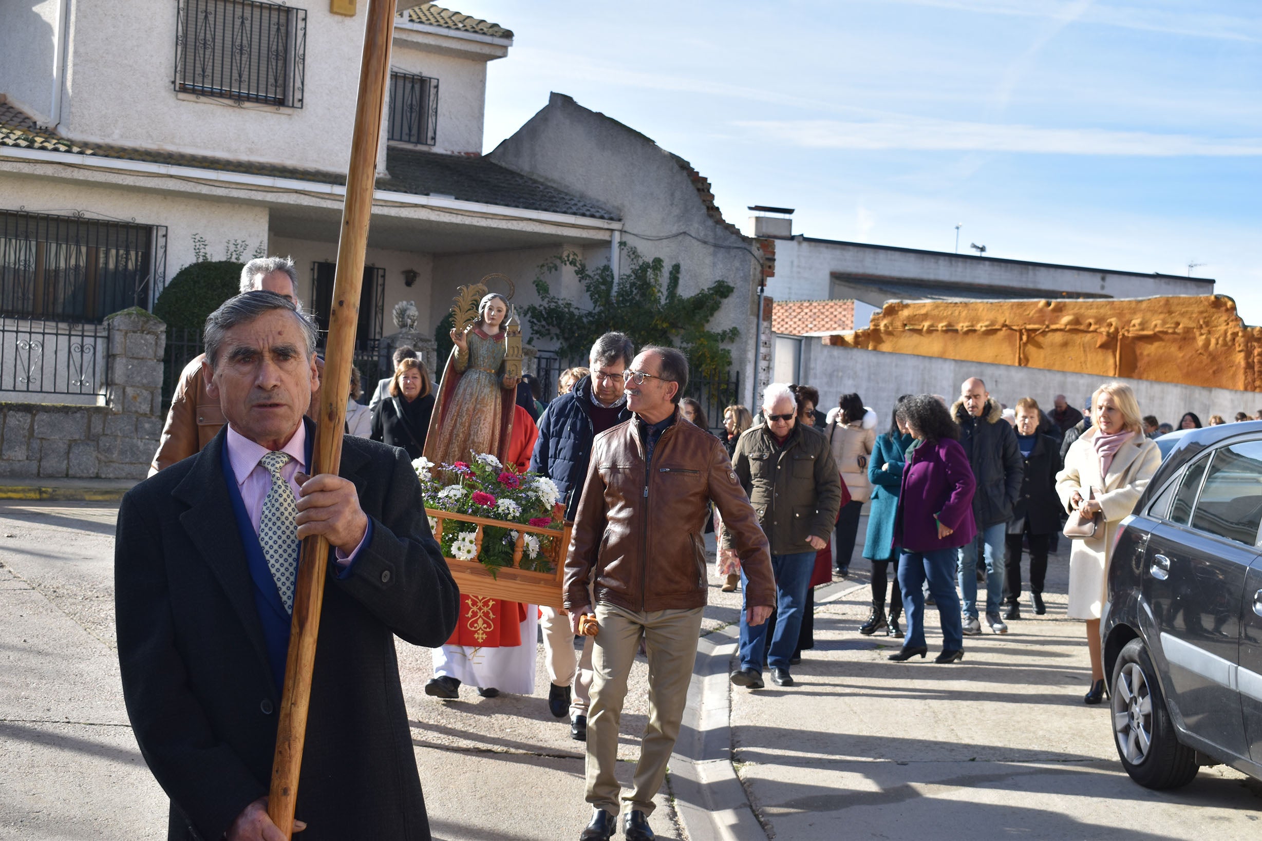 Aldeatejada arropa a su patrona en el día grande de las fiestas