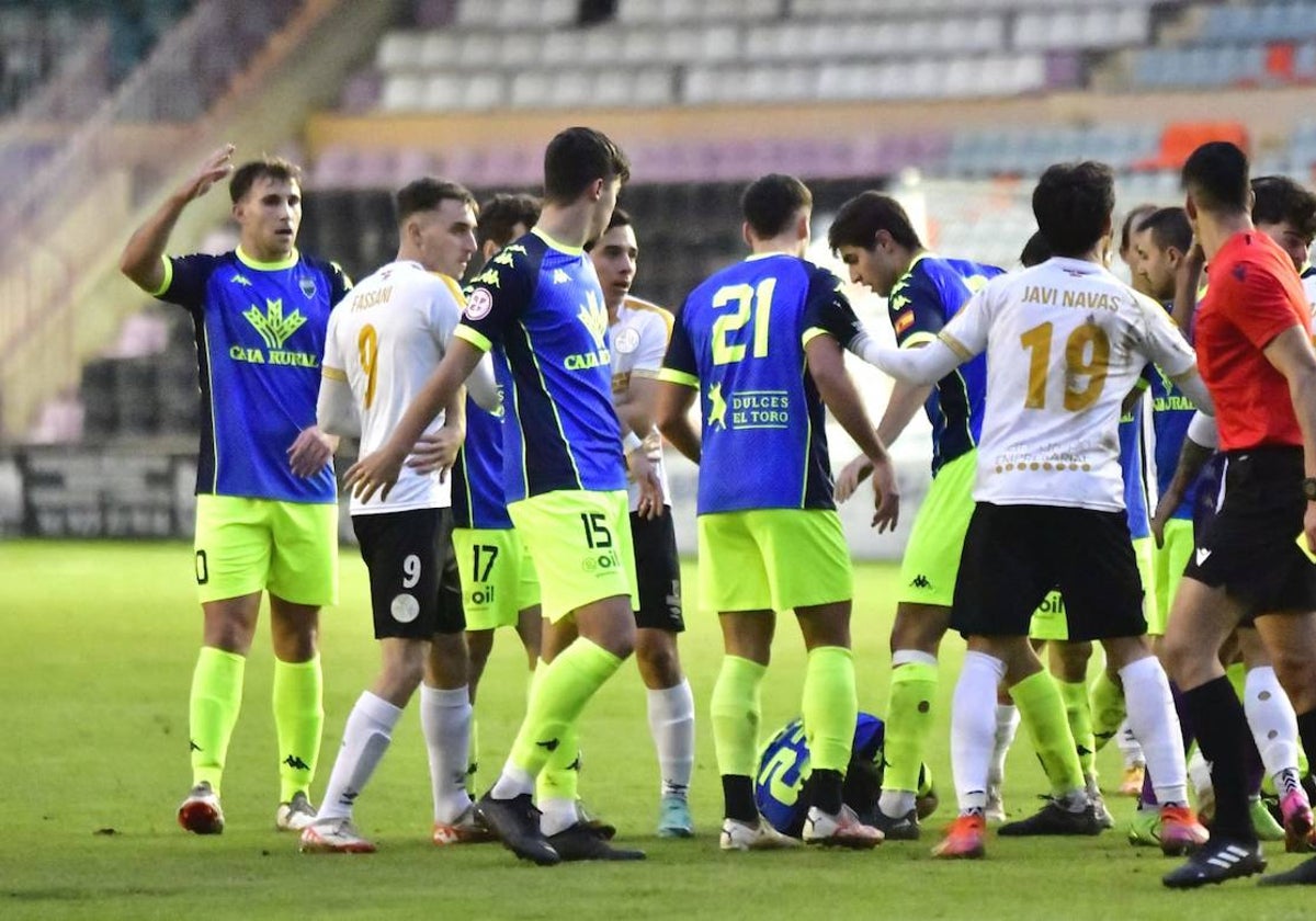 Tangana en los últimos instantes del partido.