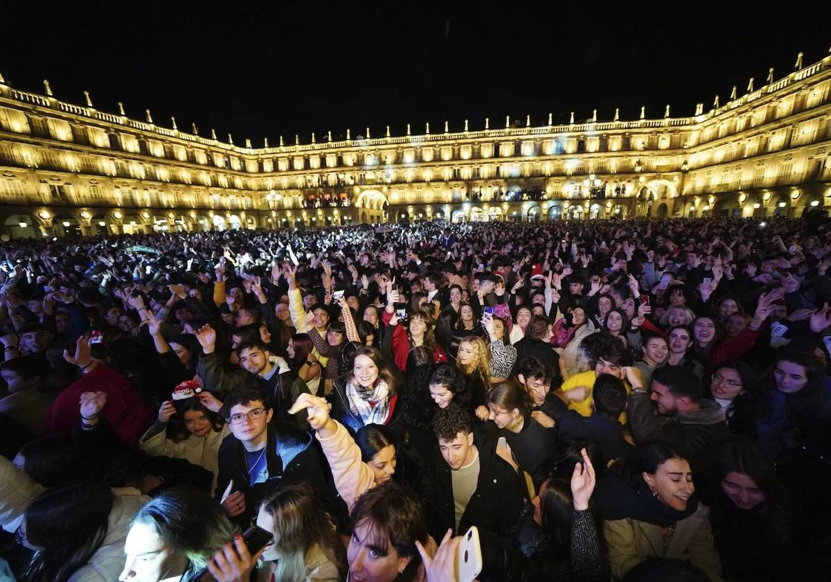 10.000 plazas de autobús y tren para ir a Salamanca a celebrar el Fin de Año Universitario
