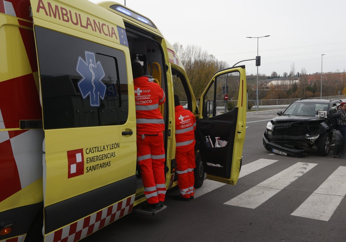 Imagen del accidente en el paseo de la Transición Española.