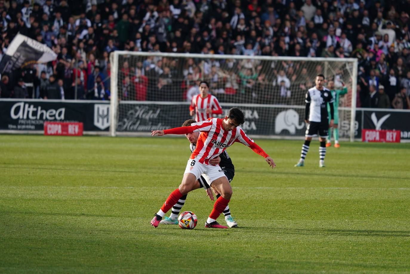 Las mejores imágenes del partido entre Unionistas y el Sporting de Gijón