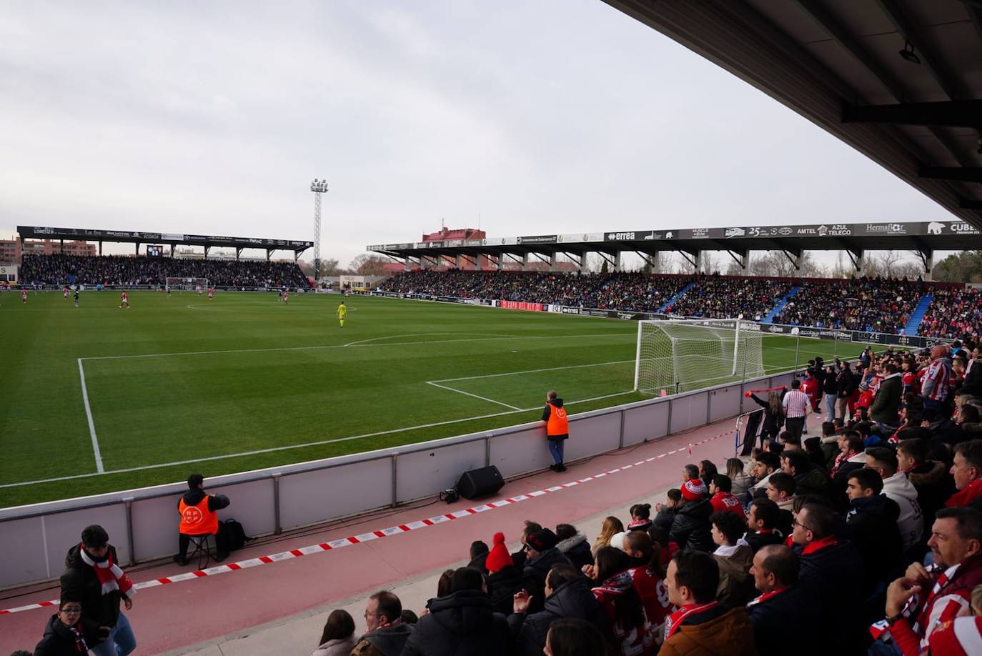 Las mejores imágenes del partido entre Unionistas y el Sporting de Gijón