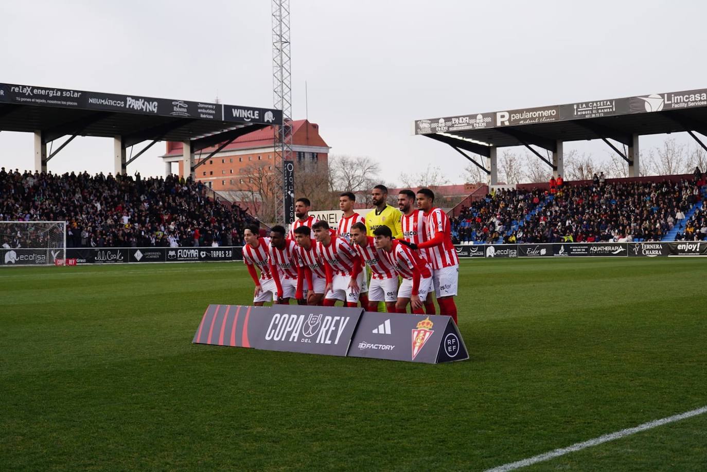 Las mejores imágenes del partido entre Unionistas y el Sporting de Gijón