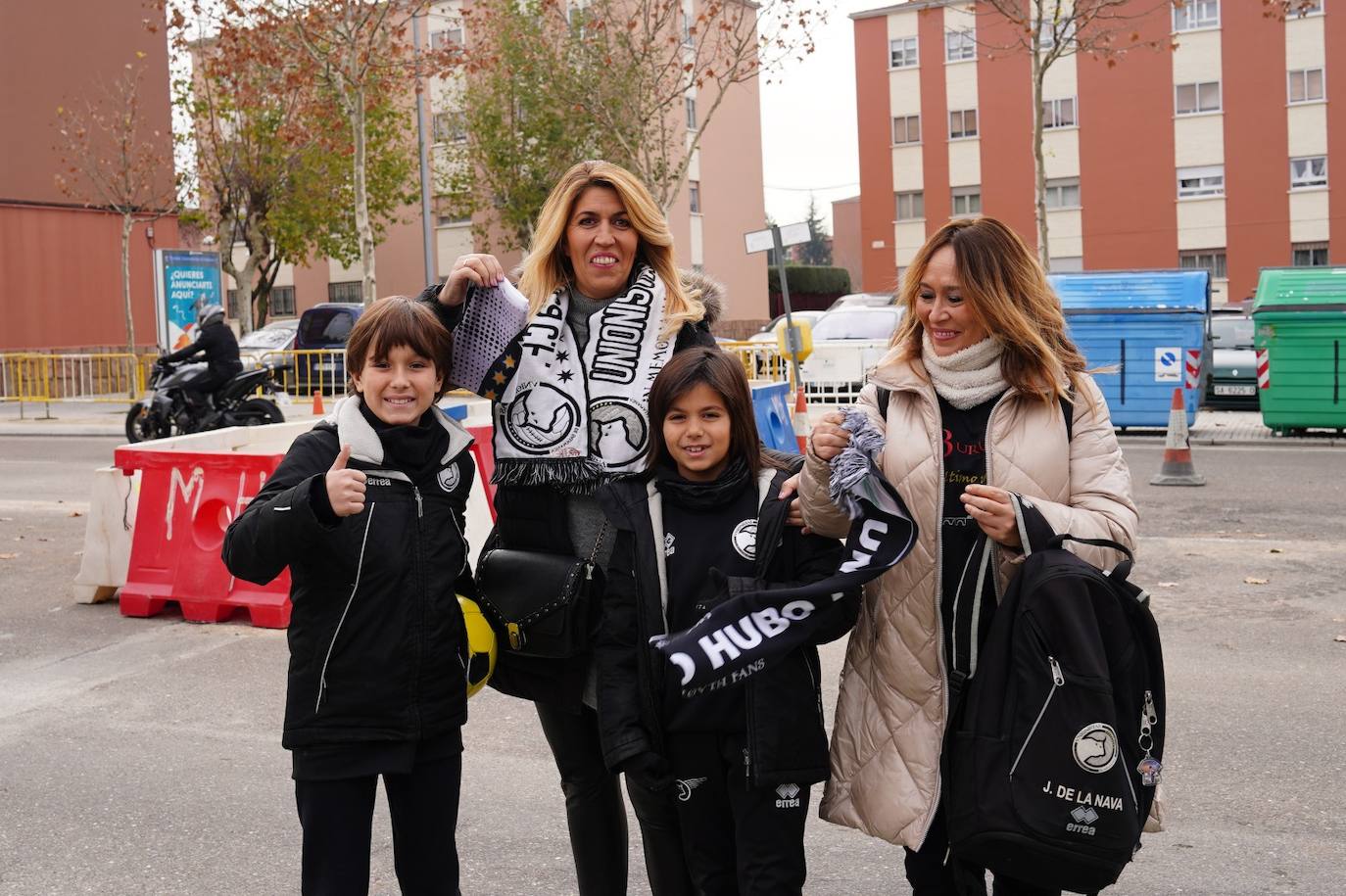 Gran ambiente previo al partido de Copa entre Unionistas y Sporting