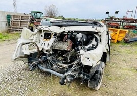 Completamente destrozada: así ha aparecido la furgoneta robada en Gallegos de Argañán