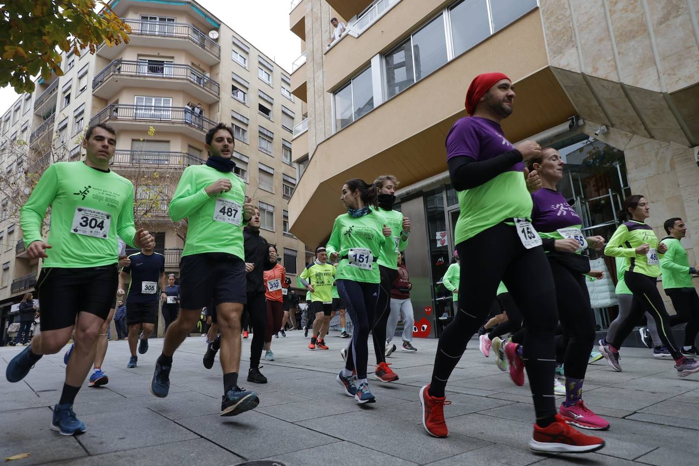 Ambientazo en las calles con la V Carrera Popular &#039;Corre con tu médico&#039;