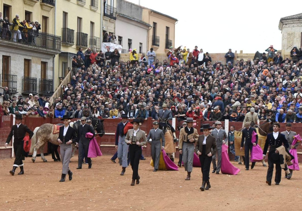 Paseíllo de un festival en Ciudad Rodrigo en el Carnaval del pasado febrero.