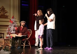 Javier Hernández, Issa Castellano, Aria Rodríguez y Marian González