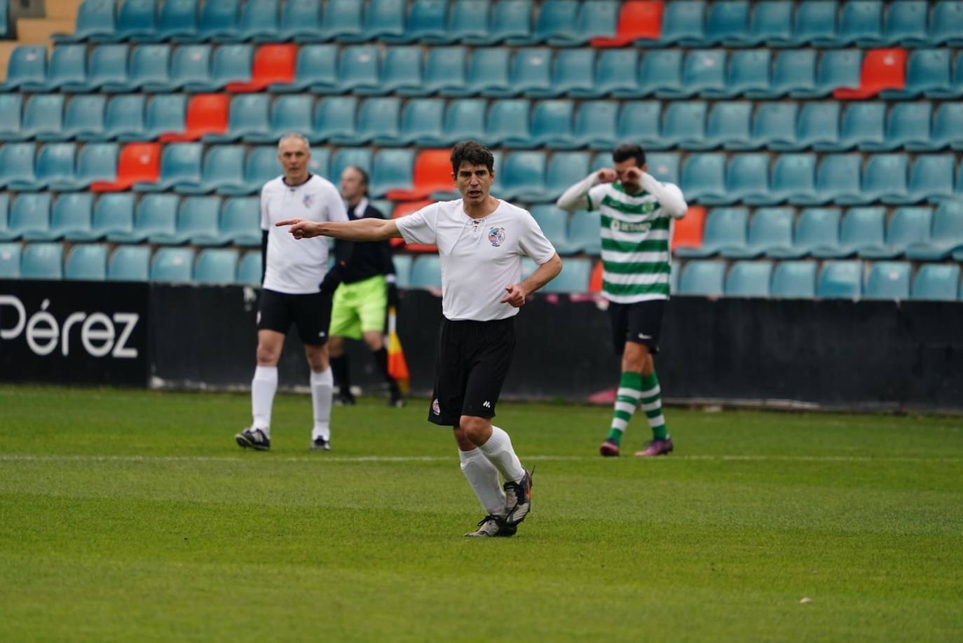 Las mejores imágenes del partido entre la extinta UDS y el Sporting de Portugal