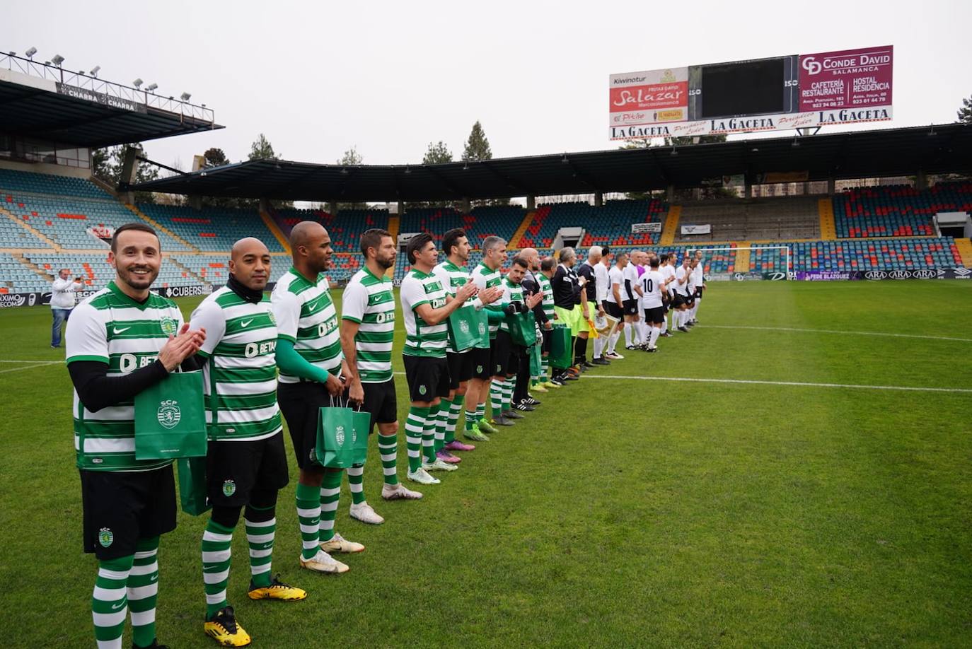 Las mejores imágenes del partido entre la extinta UDS y el Sporting de Portugal