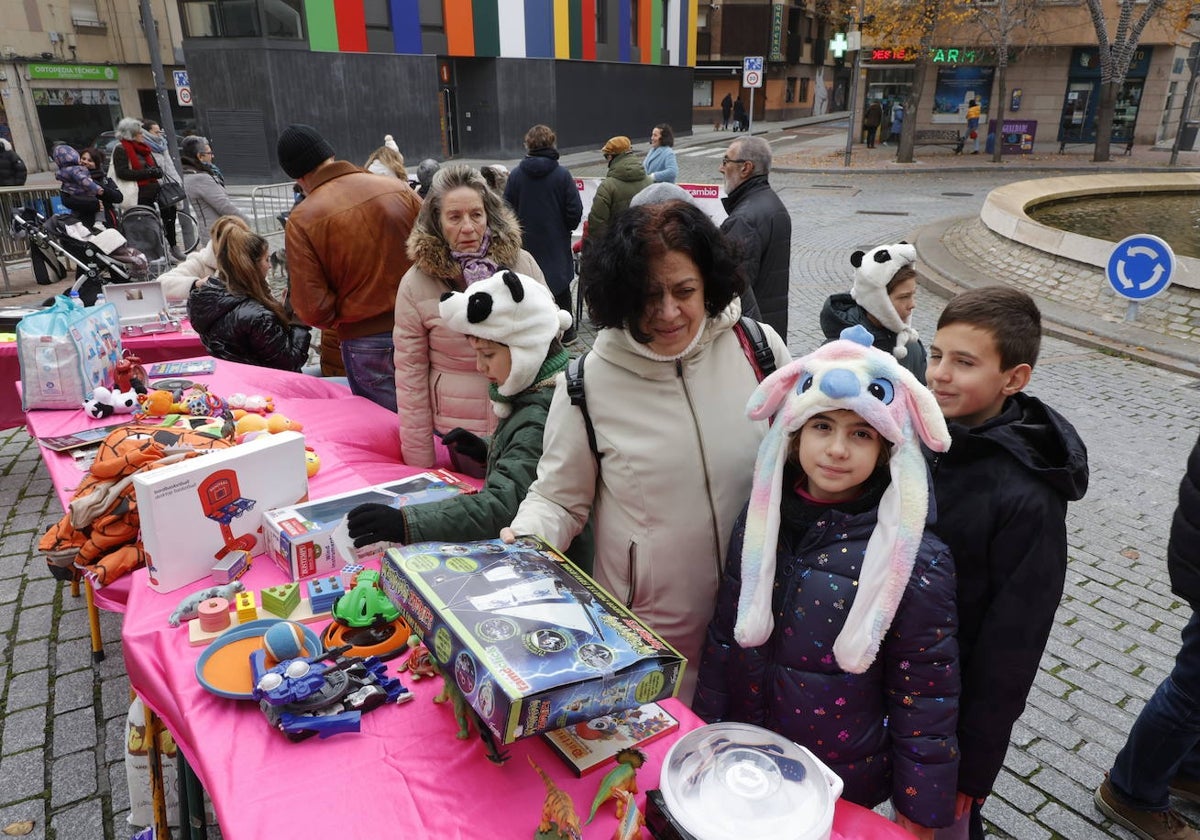 El barrio del Oeste rescata el espíritu del trueque