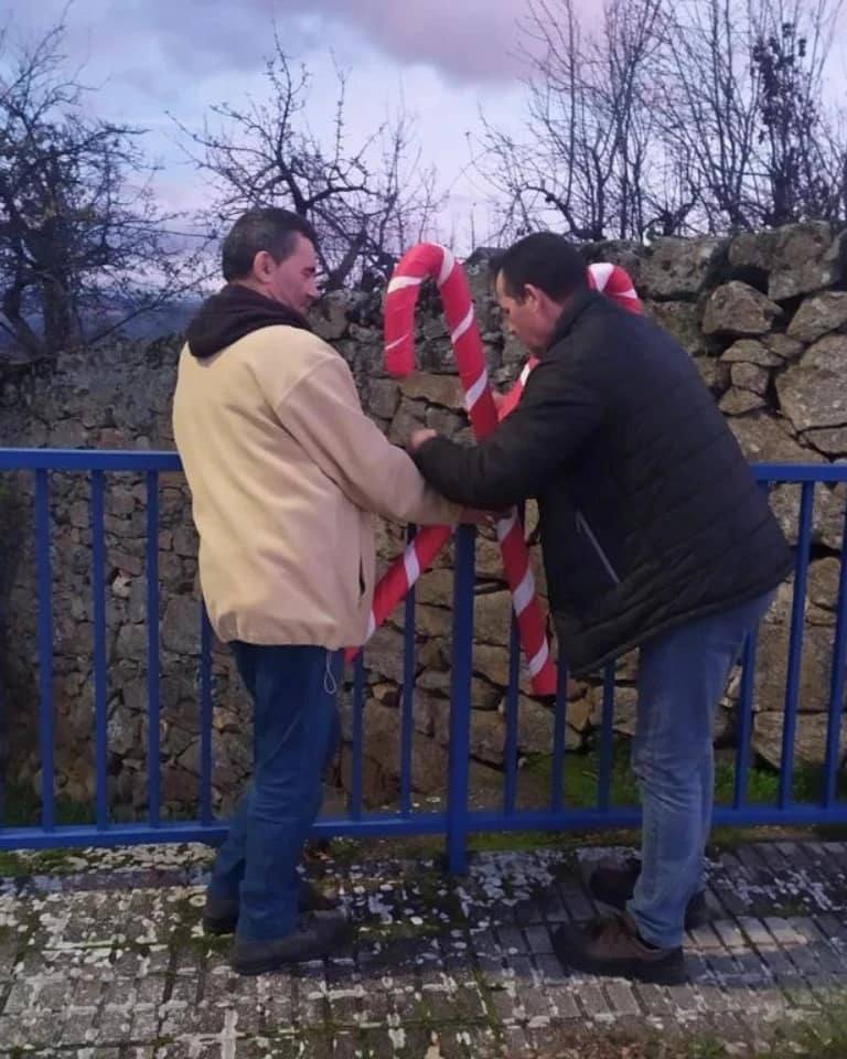 Los vecinos de El Tejado se vuelcan con la Navidad