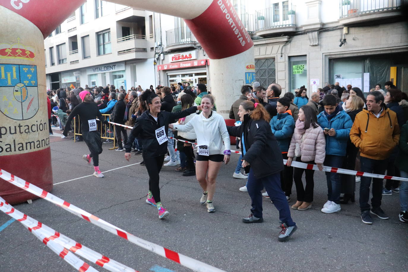 La carrera del pavo llena Béjar con más de 900 corredores