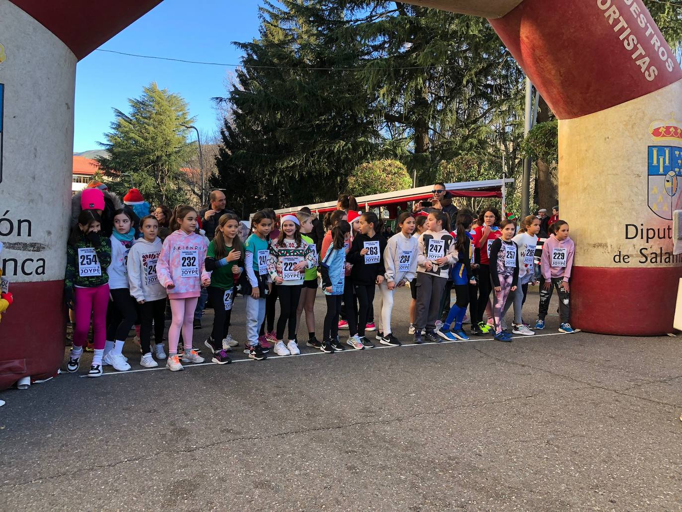 La carrera del pavo llena Béjar con más de 900 corredores