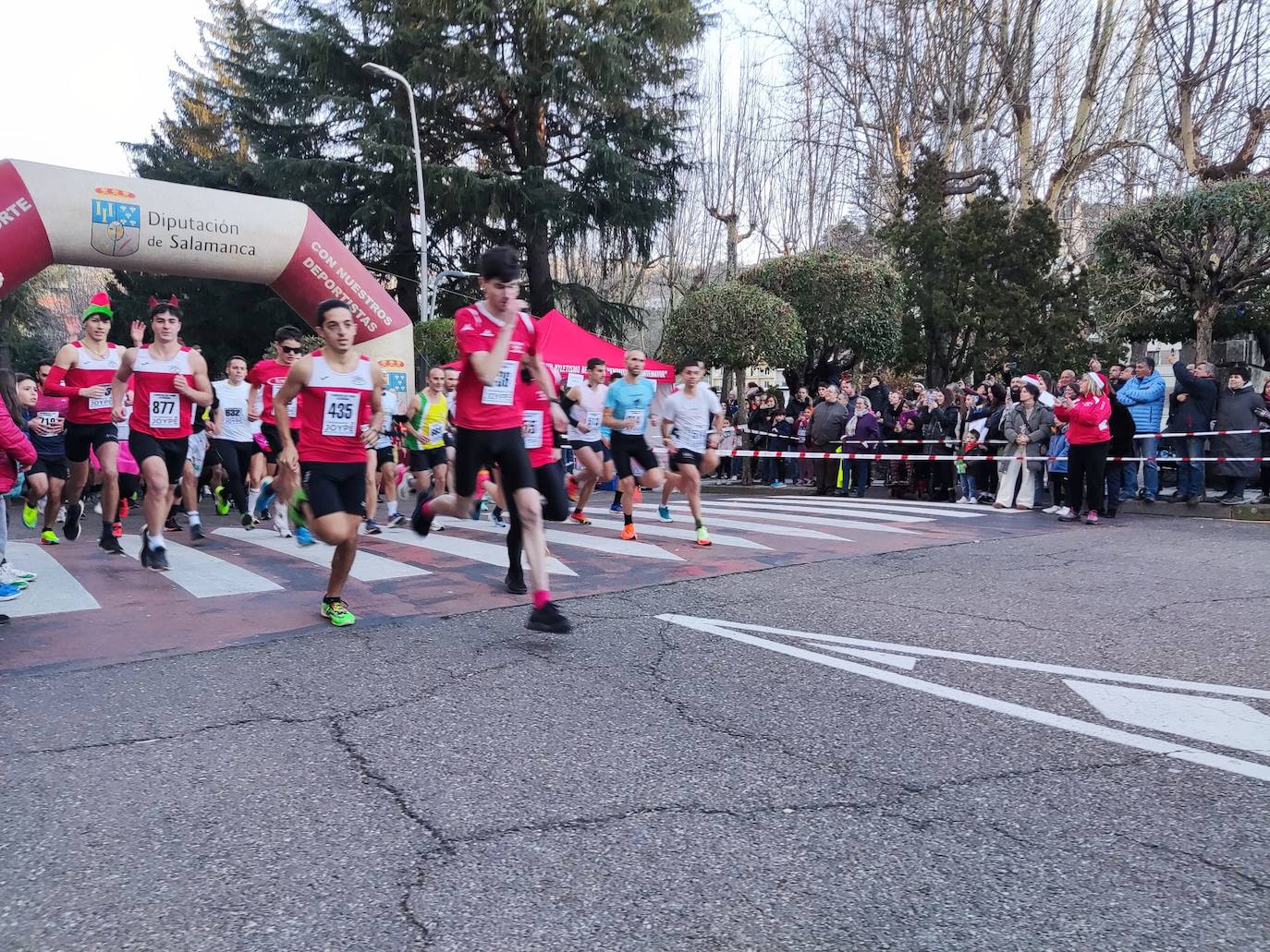 La carrera del pavo llena Béjar con más de 900 corredores