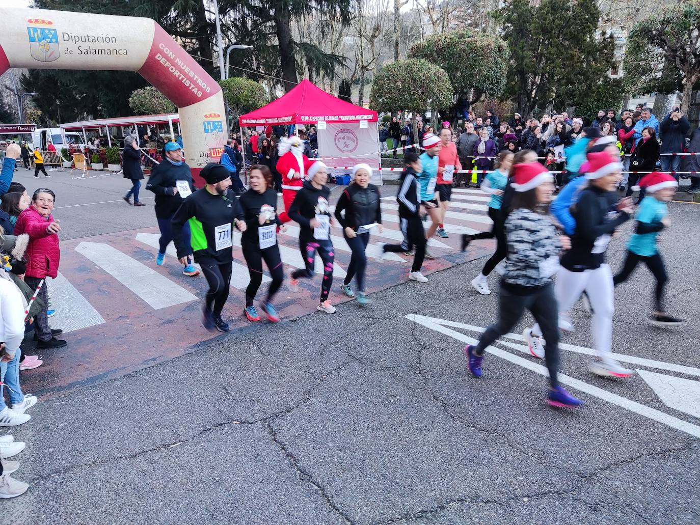 La carrera del pavo llena Béjar con más de 900 corredores