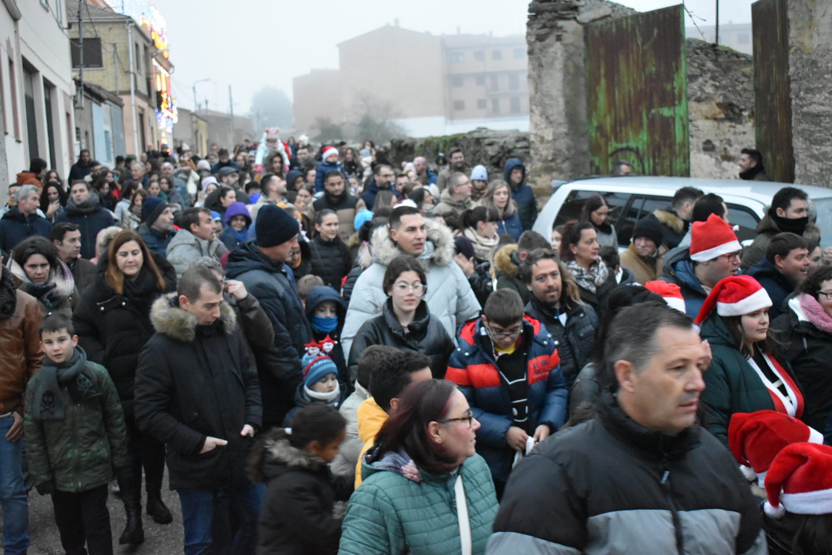 Alba sale a la calle con la cabalgata de Santa Claus