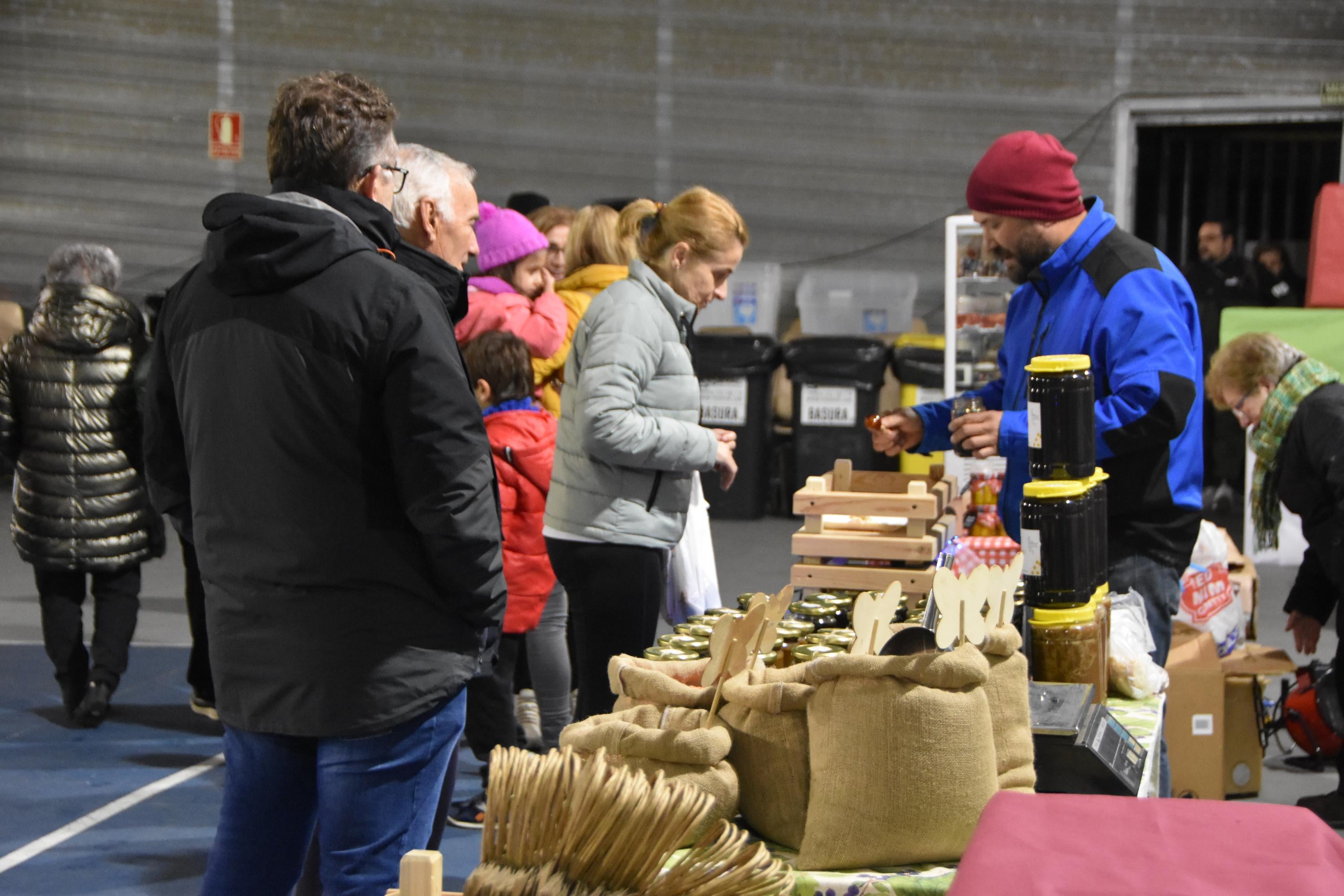 Música y alegría para recibir al cartero real en Carbajosa