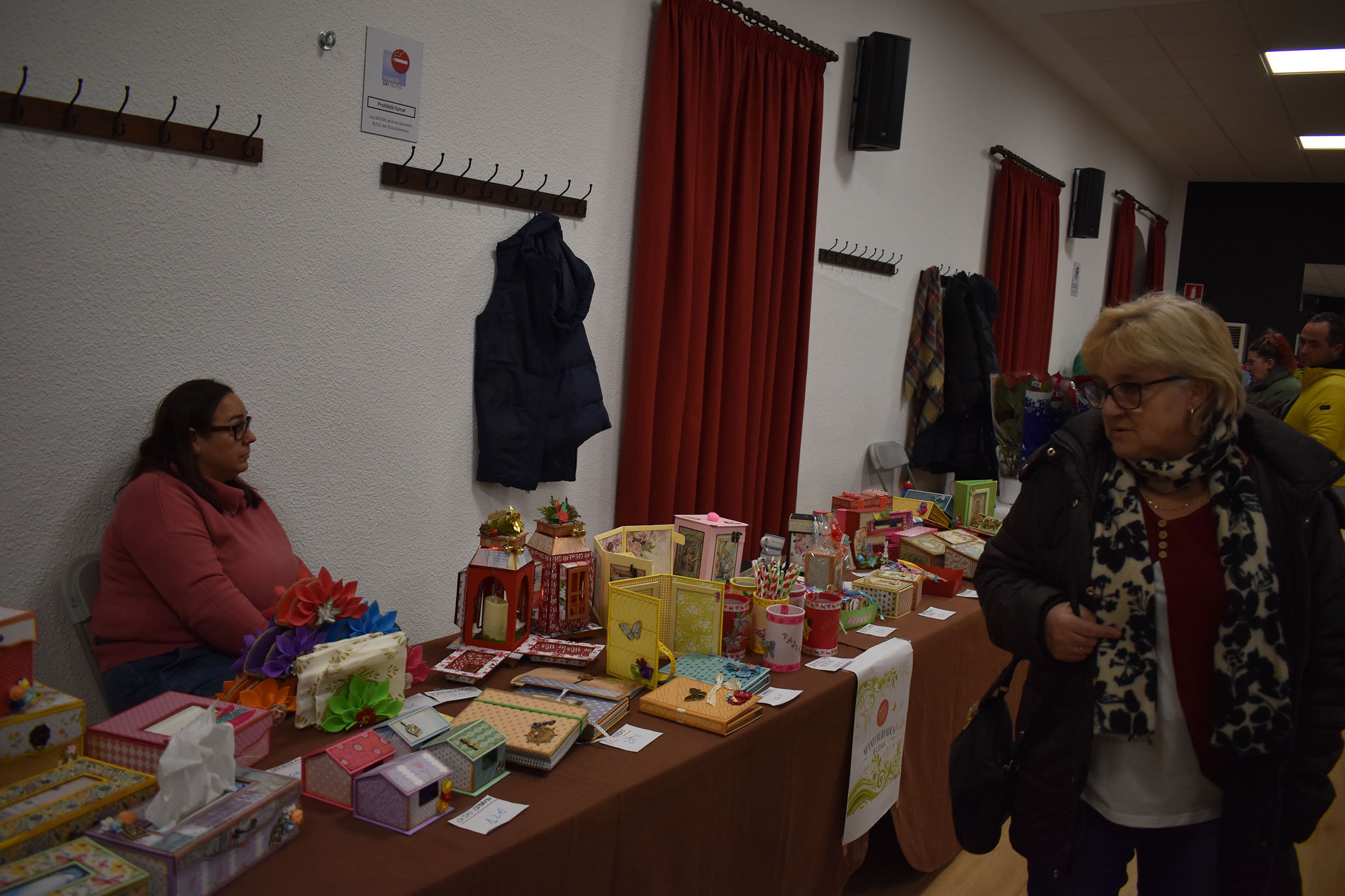 Así ha sido el mercadillo solidario a favor del proyecto Mupol en Castellanos de Moriscos