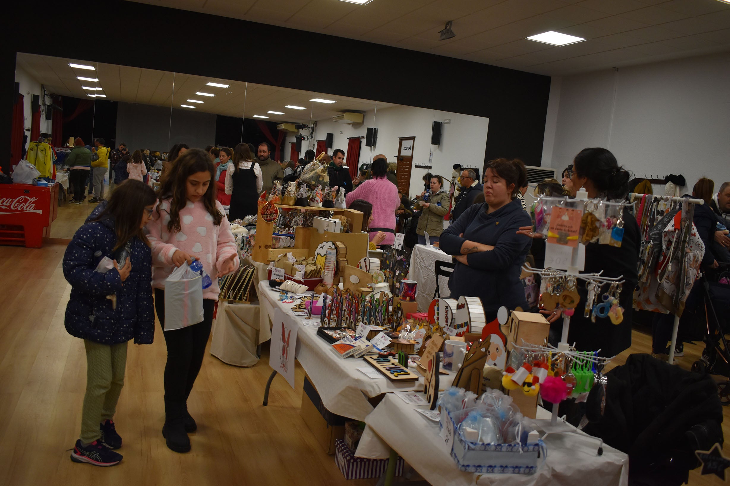 Así ha sido el mercadillo solidario a favor del proyecto Mupol en Castellanos de Moriscos