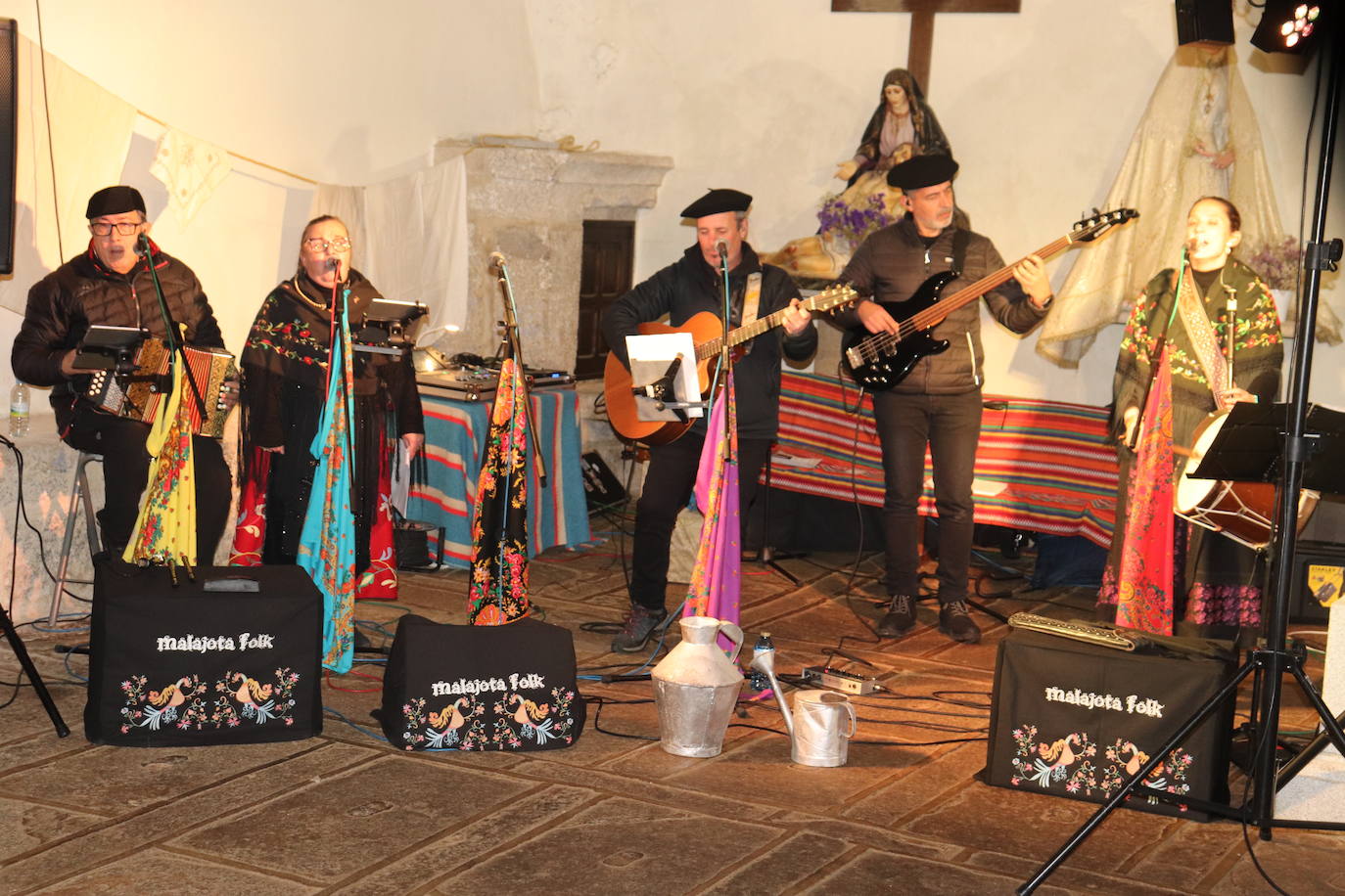 Jesús nace a ritmo de tradición en el belén etnográfico de Sorihuela