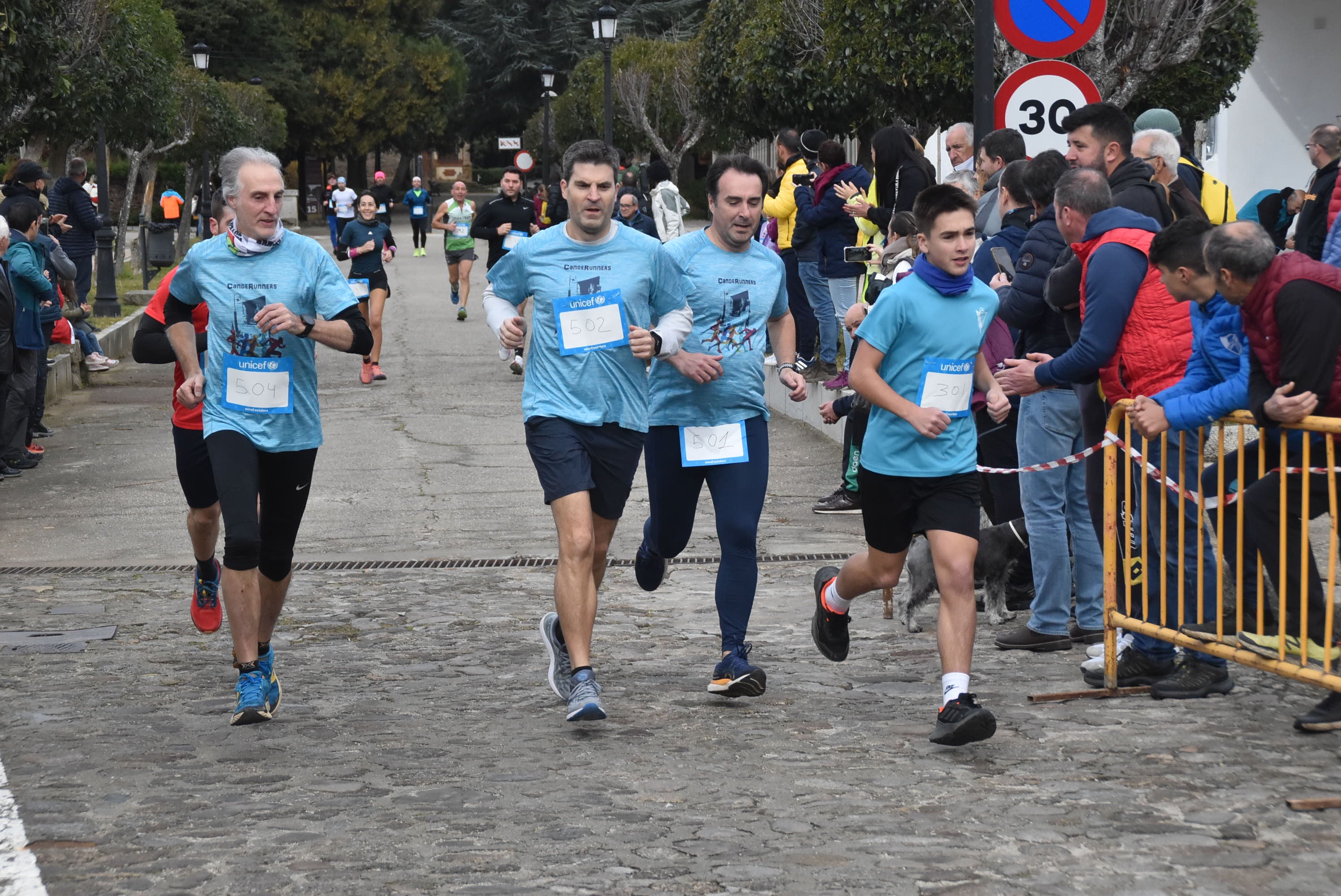 Juan Luis Gómez y Casti García ganan la San Silvestre de Candelario