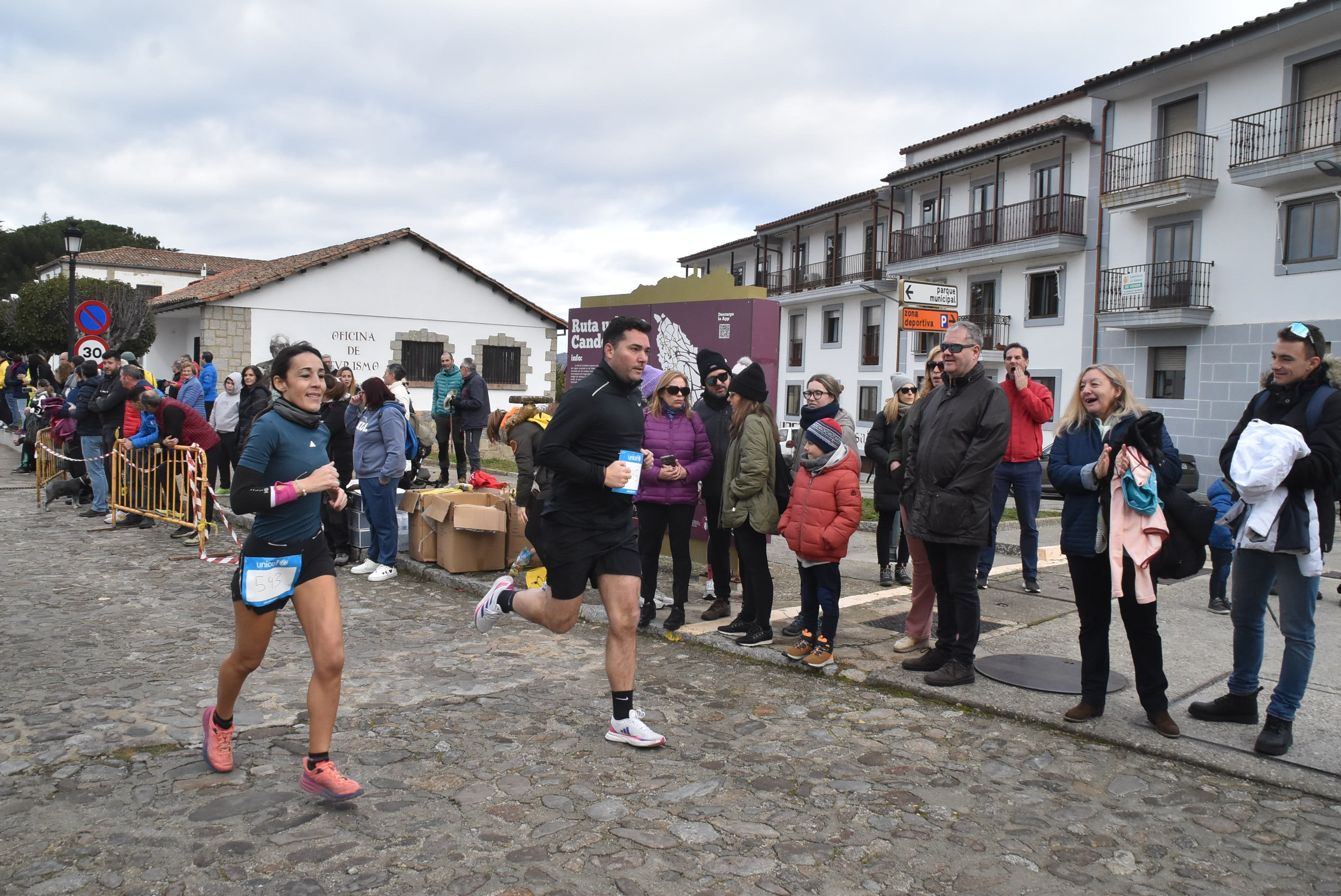 Juan Luis Gómez y Casti García ganan la San Silvestre de Candelario