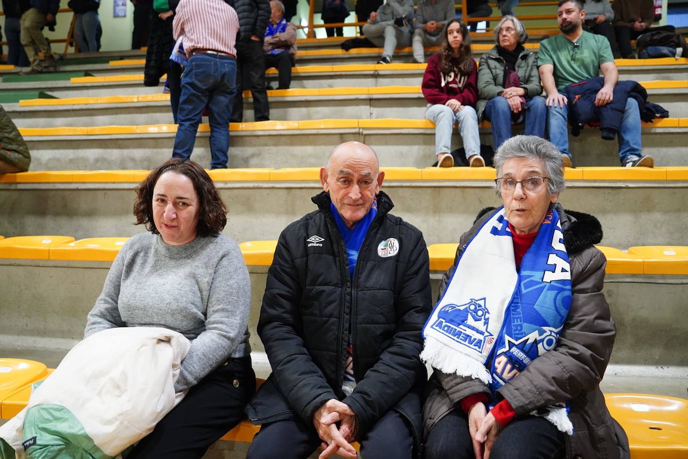 Búscate en la grada del Würzburg en el partido contra el Araski