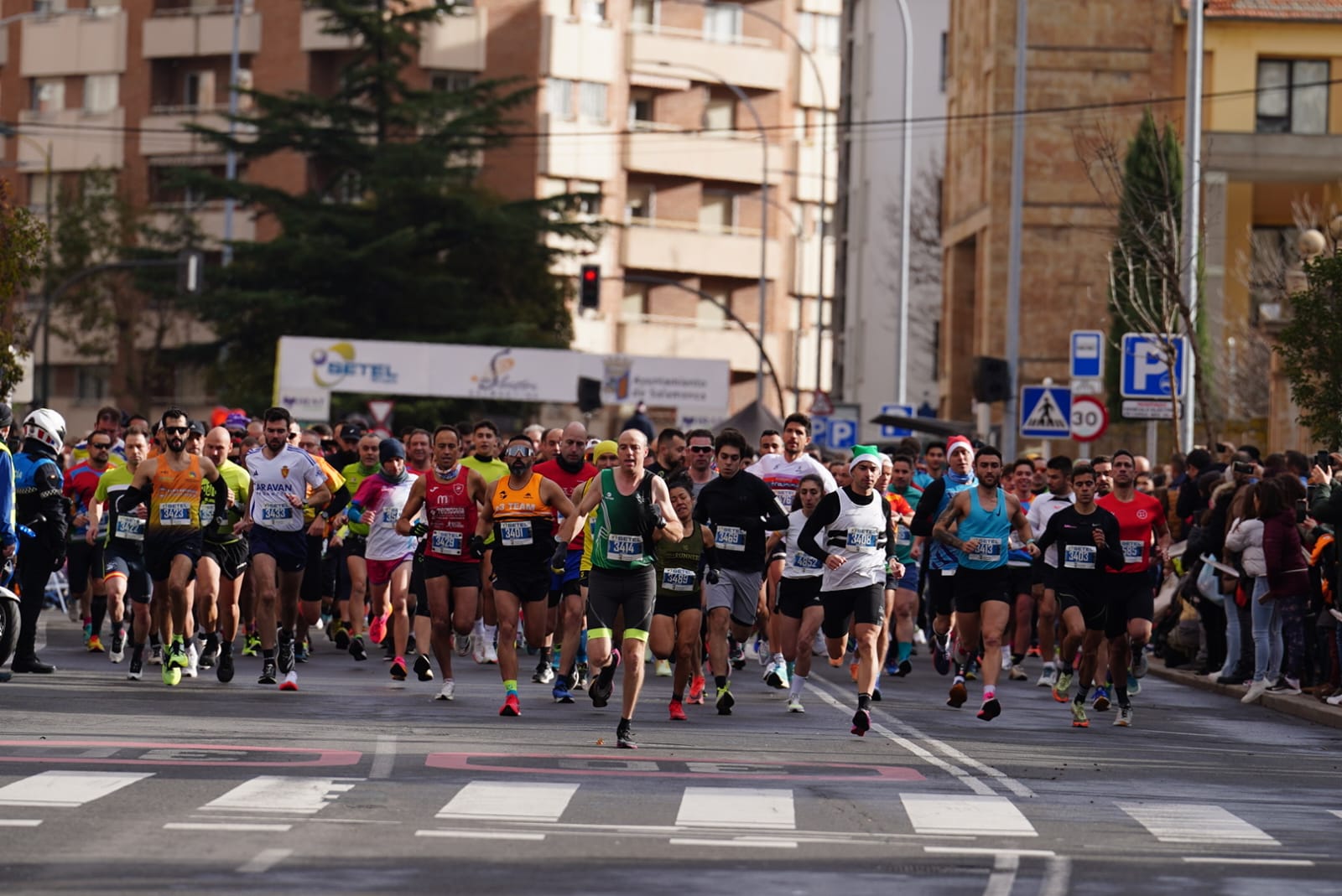 Las fotos más simpáticas de la San Silvestre Salmantina 2023