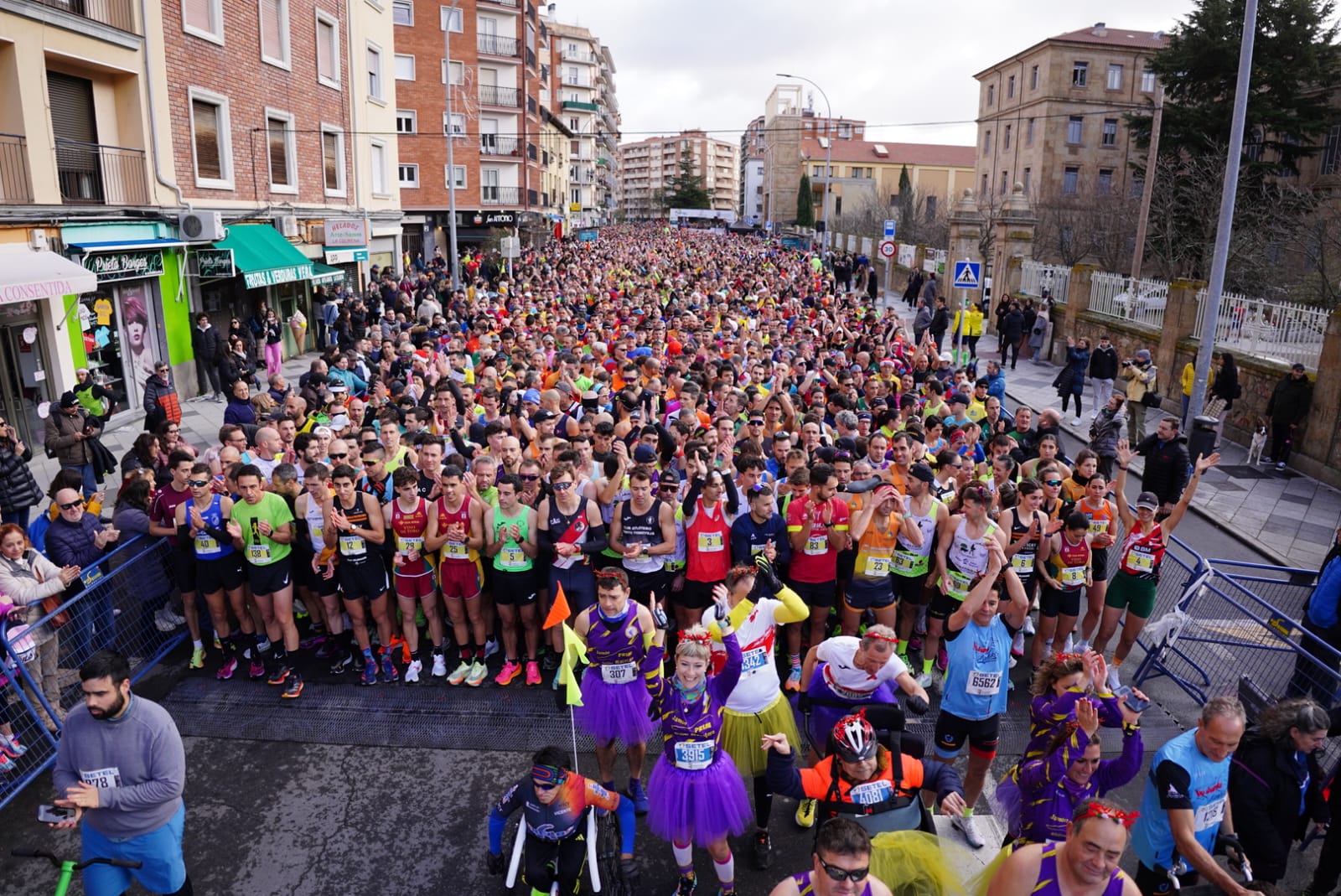 Las fotos más simpáticas de la San Silvestre Salmantina 2023