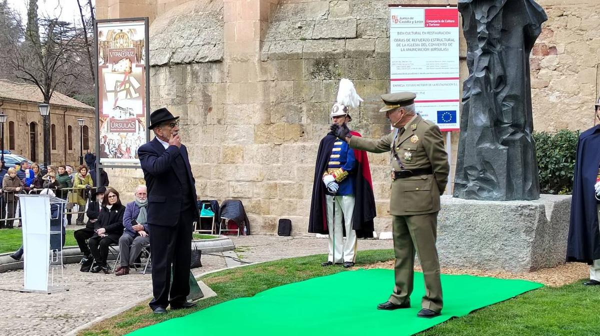 Así ha sido el enfrentamiento entre Unamuno y Primo de Rivera en el homenaje al rector