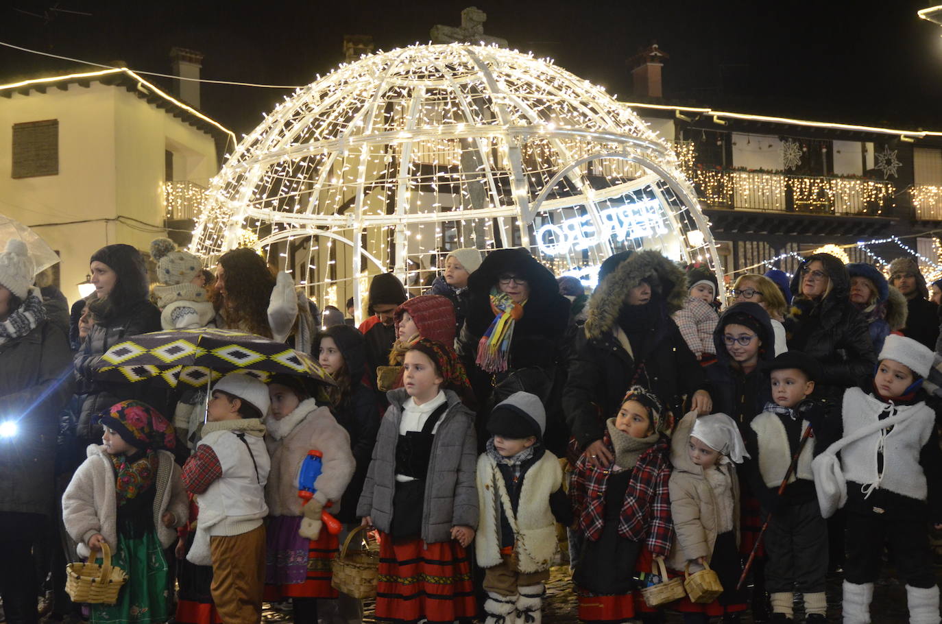 La última luz guía en La Alberca