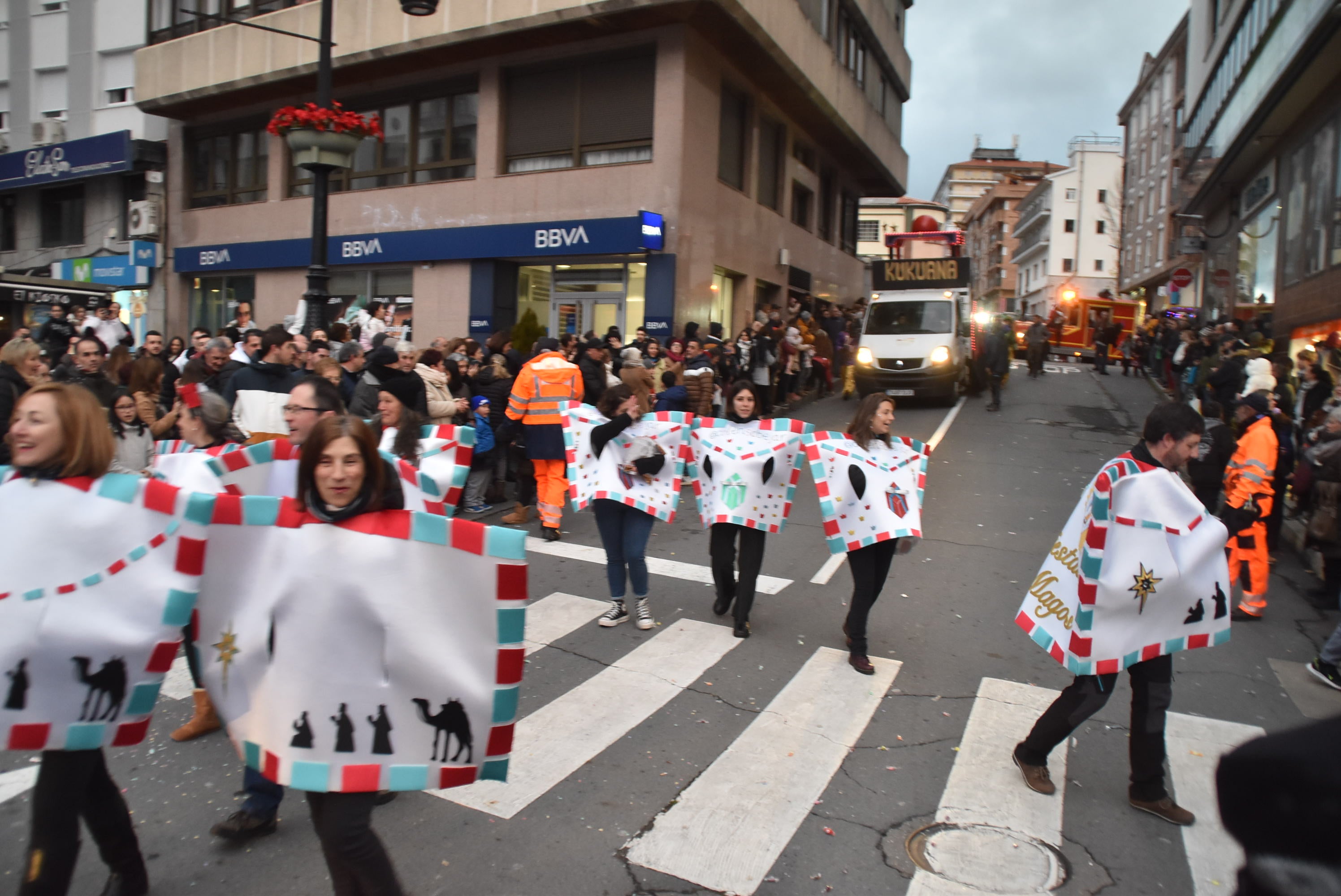 La llegada de los Reyes Magos llena las calles de Béjar
