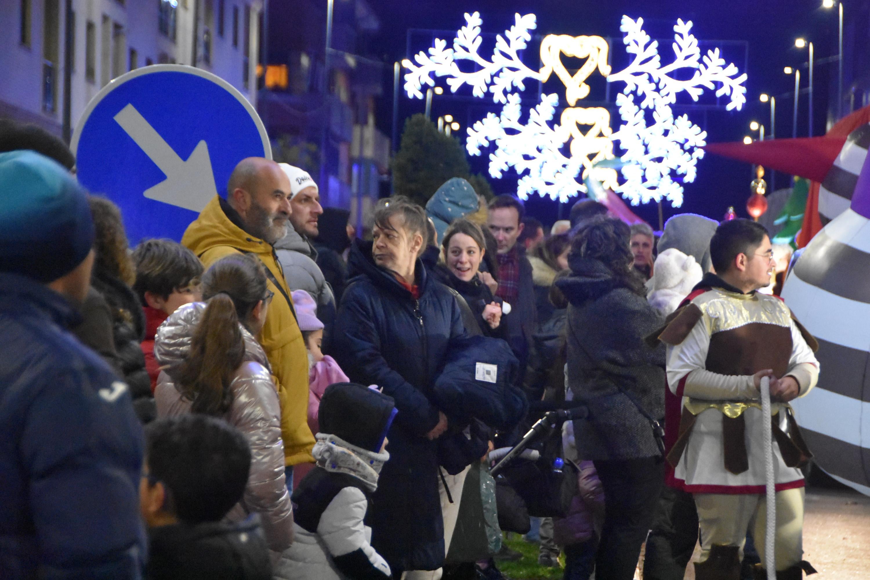 Emoción y magia por las calles de Carbajosa