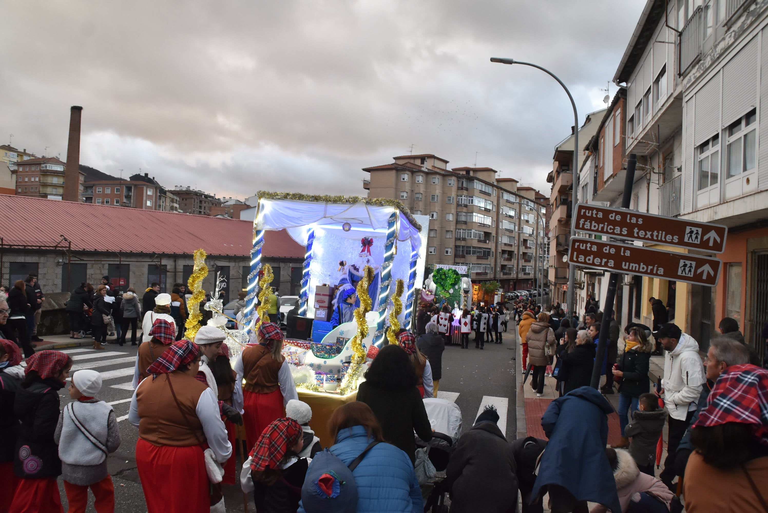 La llegada de los Reyes Magos llena las calles de Béjar