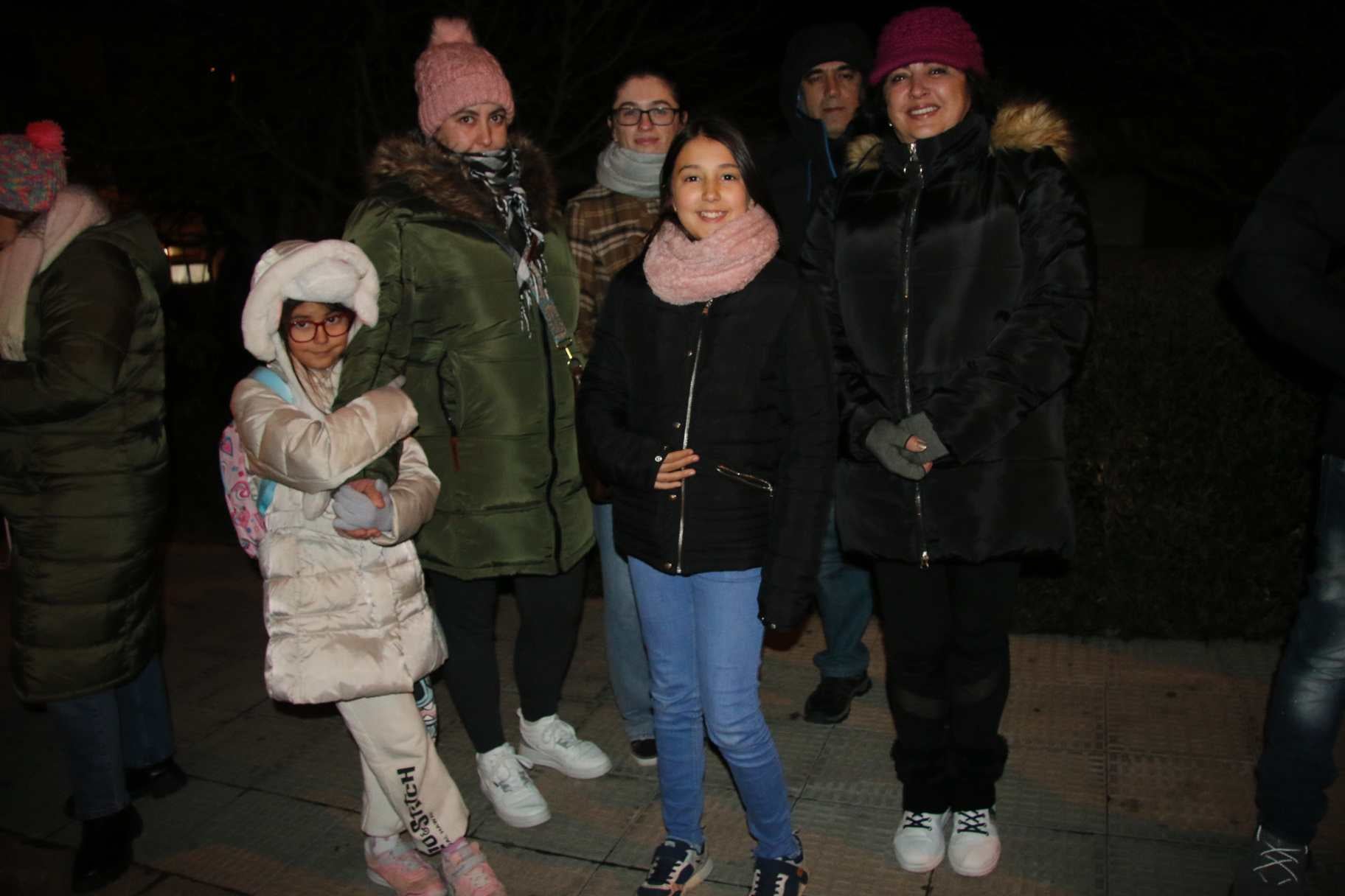 Un tren y 900 cucuruchos de caramelos en la gran tarde infantil de Villamayor