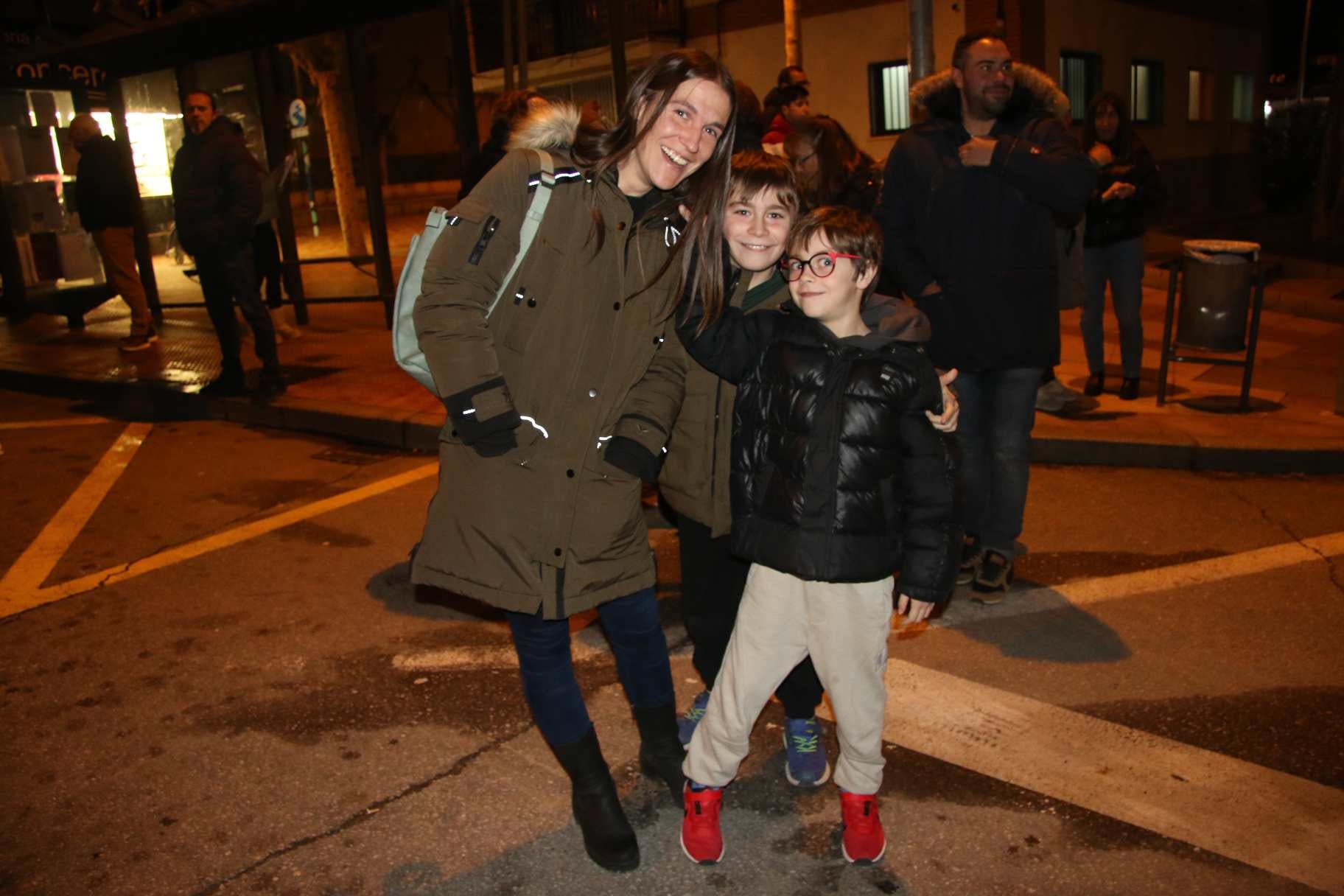 Un tren y 900 cucuruchos de caramelos en la gran tarde infantil de Villamayor