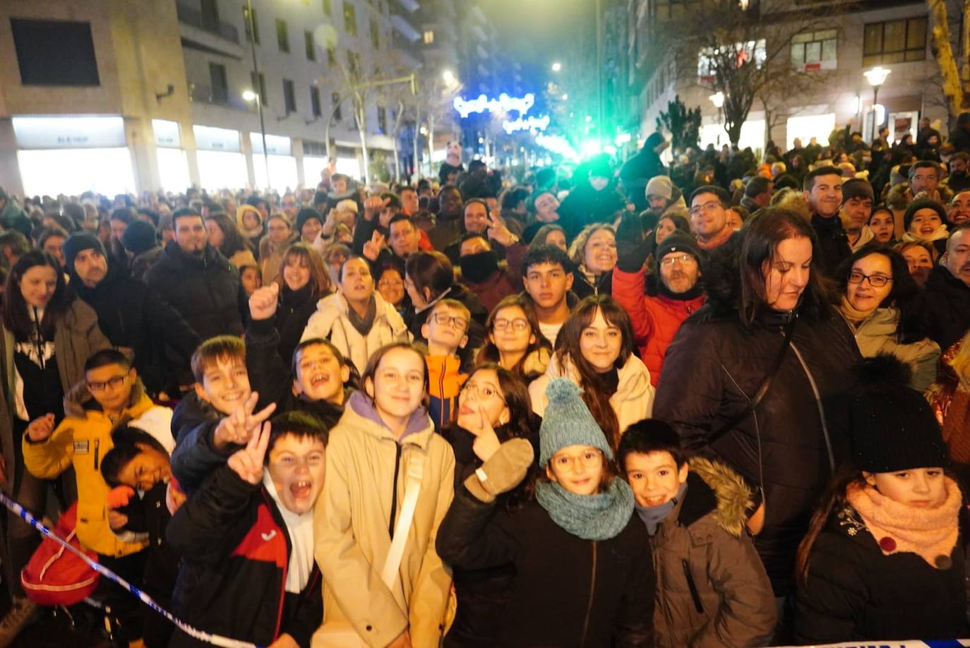 Los Reyes Magos reclaman la paz desde la Plaza Mayor de Salamanca