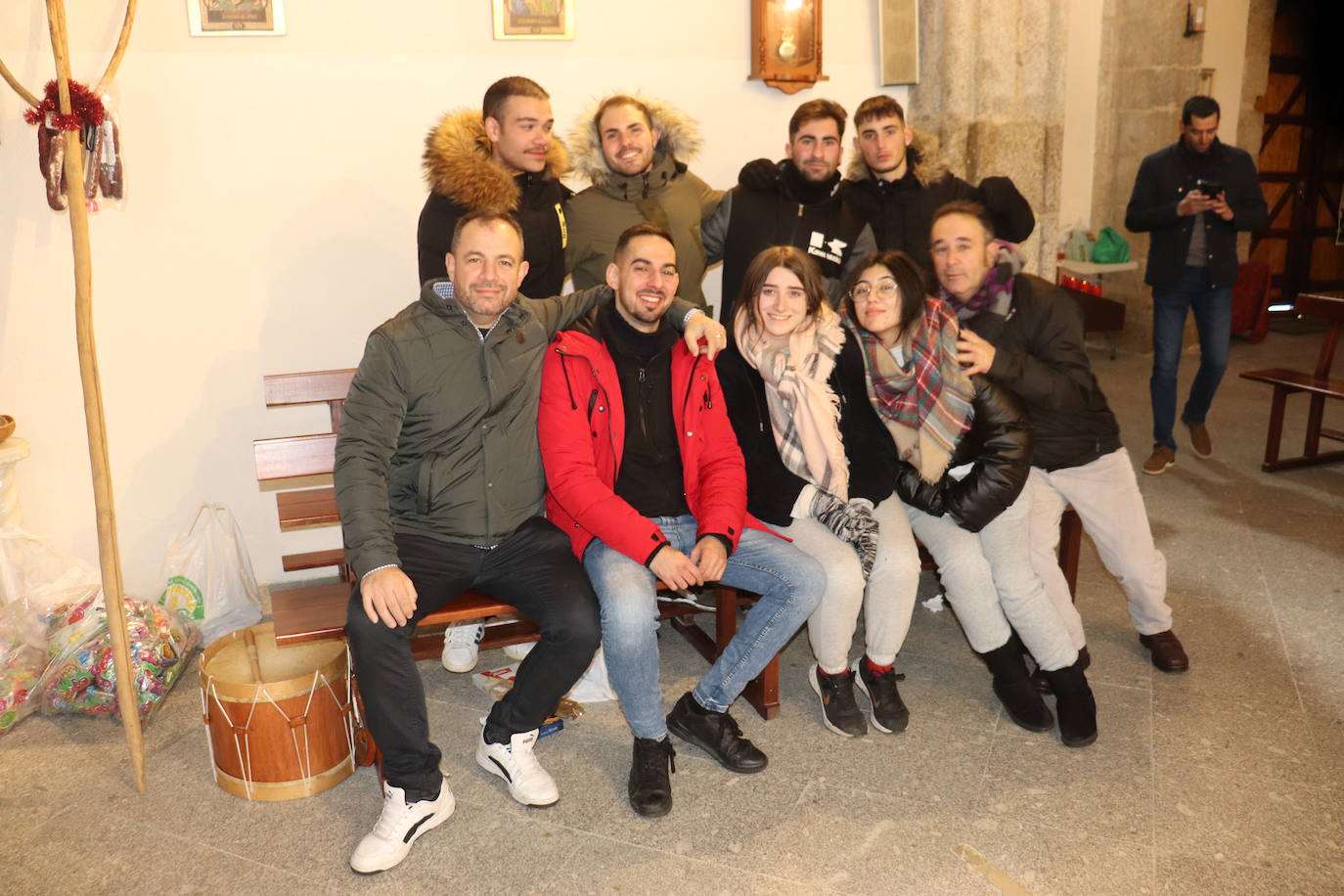 Cristóbal se mantiene fiel al cantar los chorizos en la fiesta de los Reyes Magos