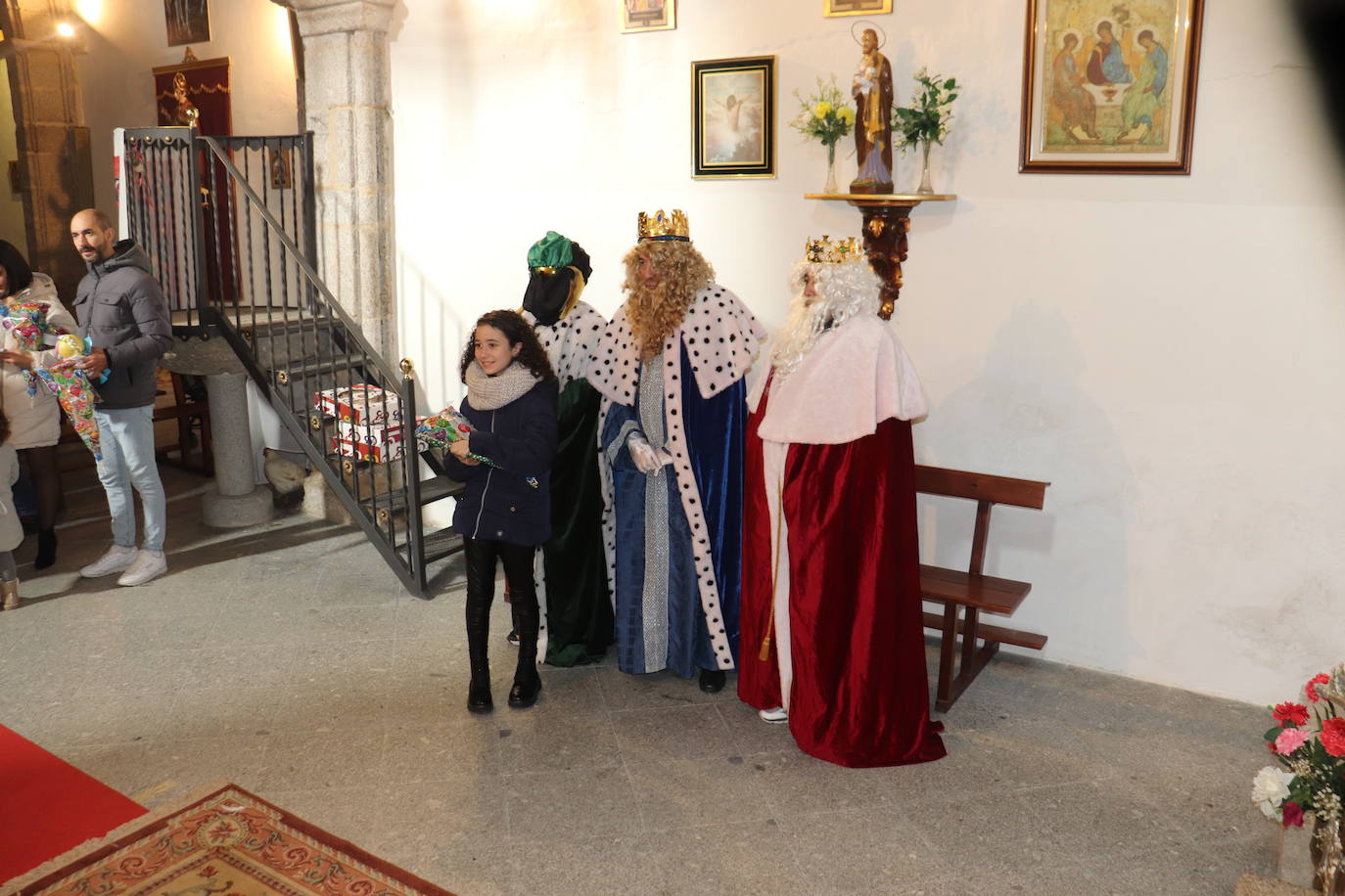 Cristóbal se mantiene fiel al cantar los chorizos en la fiesta de los Reyes Magos