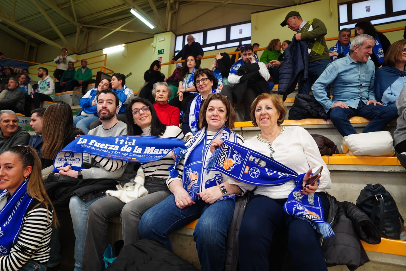 Búscate en la grada de Würzburg en el partido del Avenida contra el IDK