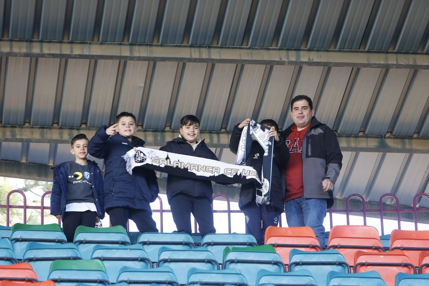 Búscate en la grada de El Helmántico en el encuentro entre Salamanca UDS y Colegios Diocesanos