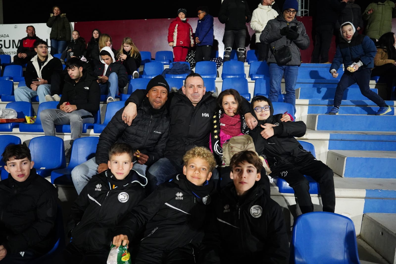 Búscate en la grada del Reina Sofía en el partido contra el Rayo Majadahonda