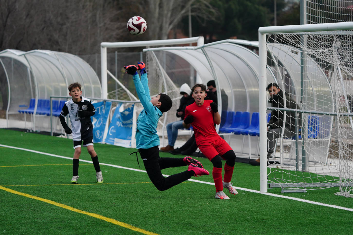 Las mejores imágenes de la jornada 11 del fútbol base en Salamanca