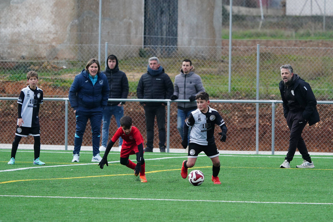 Las mejores imágenes de la jornada 11 del fútbol base en Salamanca