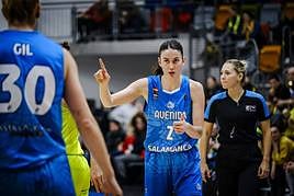 Çakir en el partido de Euroliga contra Praga.