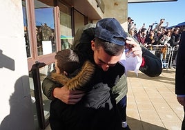 Así fue el aterrizaje del Barça en Salamanca: detallazo de Ferran Torres