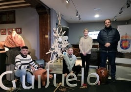 Roberto Hernández Garabaya, Sandra Méndez, Yolanda Alonso y Roberto Martín, en el Museo de la Industria Chacinera de Guijuelo, escenario de la presentación.